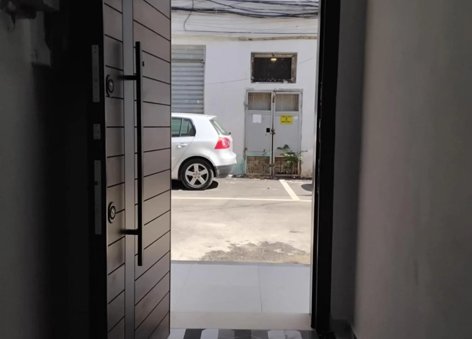 Cozy Centrally Located Room For Two 1, 10 Min Walk From City Center Tirana 0*,
